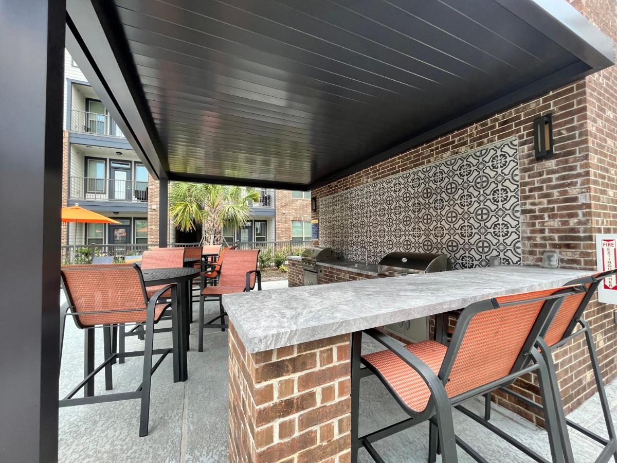 Апартаменты Comfy Abode Near Bush Airport Хьюстон Экстерьер фото