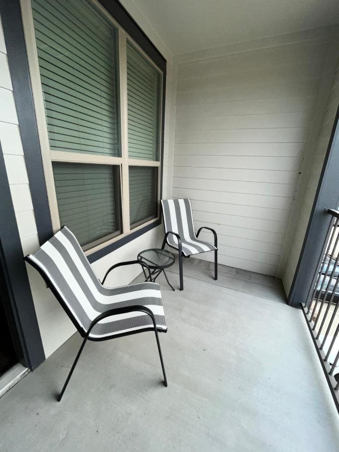 Апартаменты Comfy Abode Near Bush Airport Хьюстон Экстерьер фото